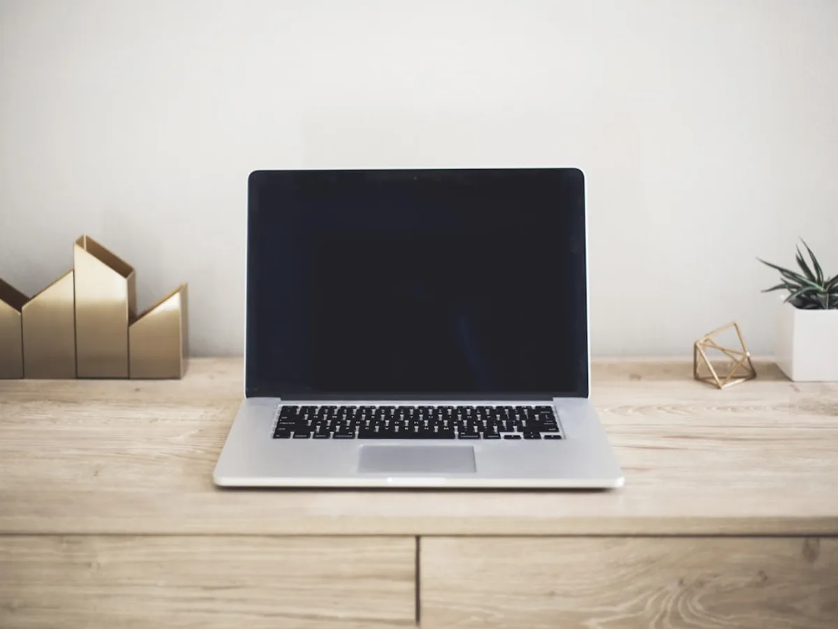 MacBook Air M2 13 inch